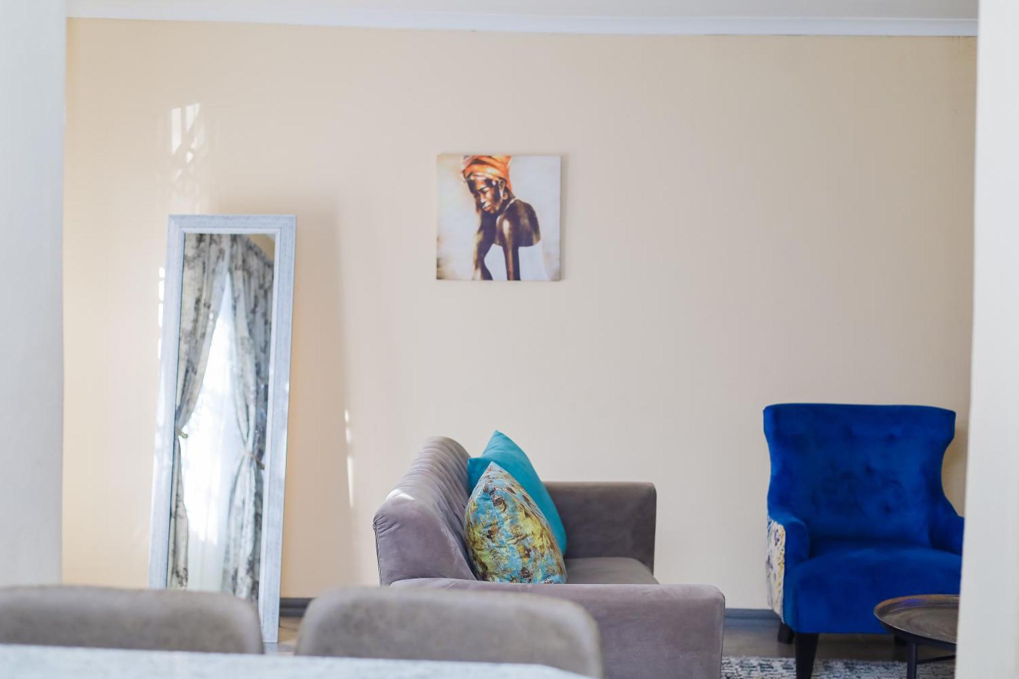 Stylish Self Catering Unit In Maseru Cbd Exterior photo